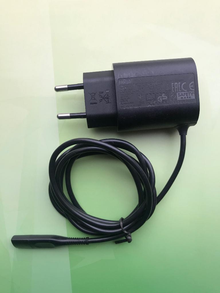 Chargeur rasoir Braun, Enlèvement, Utilisé