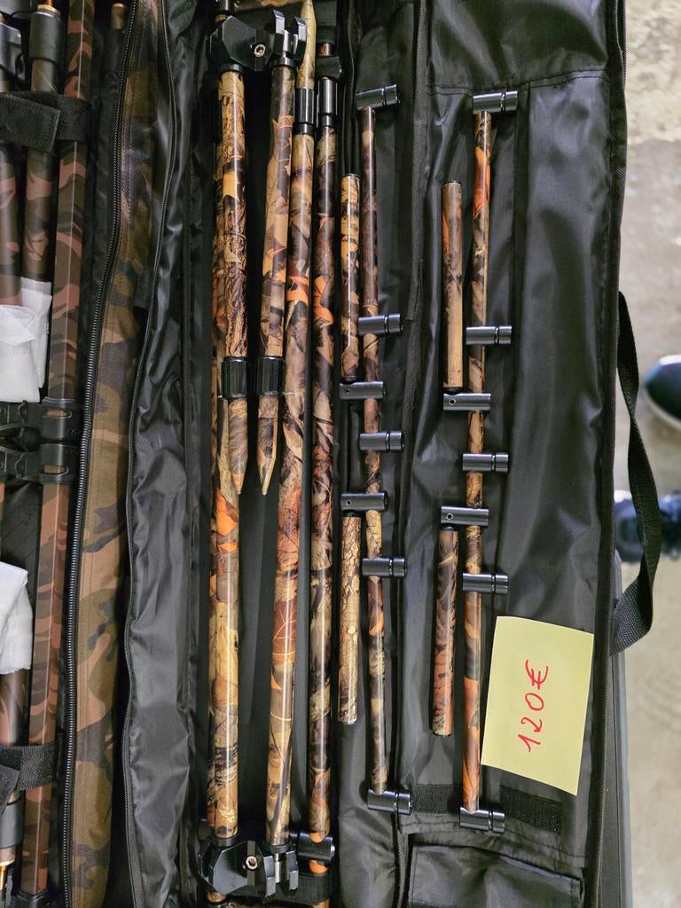 Canne à pêche Camour 5 cannes, Sports nautiques & Bateaux, Pêche à la ligne | Carpes, Enlèvement