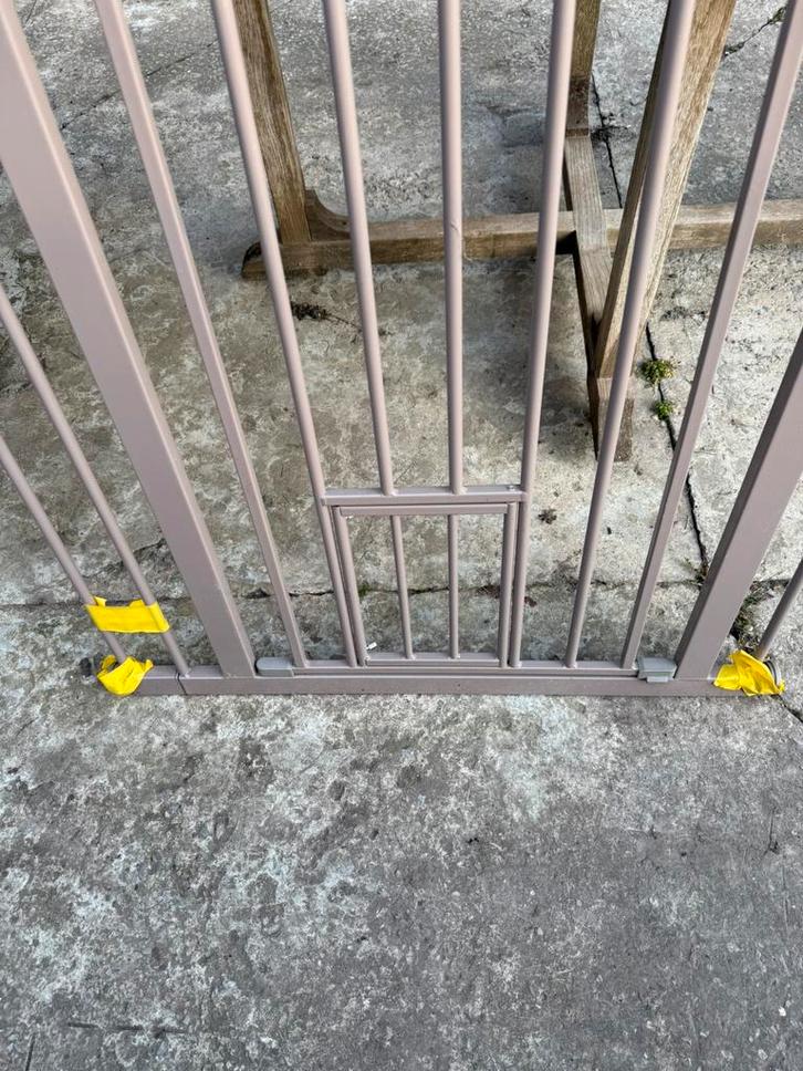 Barrière de sécurité pour chiens ou chat, Animaux & Accessoires, Accessoires pour chiens, Comme neuf, Enlèvement