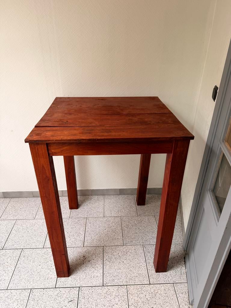 Hoge tafel (hoogste bieder tegen woensdag krijgt hem), Enlèvement, Comme neuf
