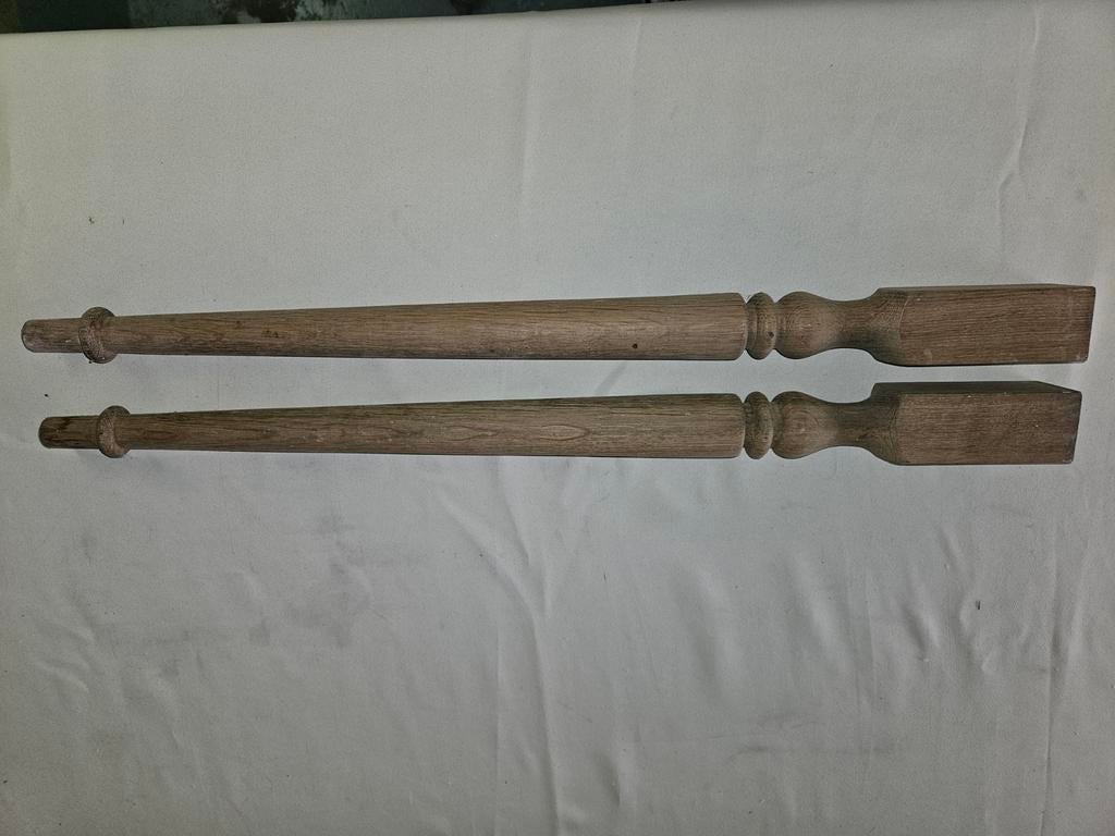 2 pieds tournés En chêne, Maison & Meubles