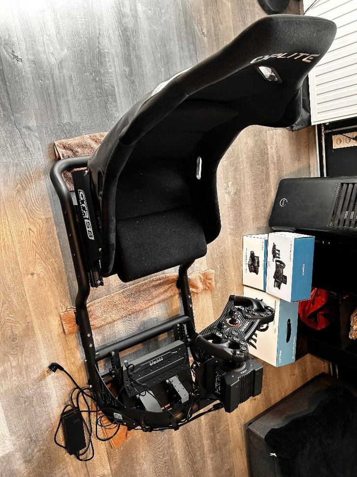 Moza R9 + GTR S8, Consoles de jeu & Jeux vidéo, Jeux | PC, Comme neuf, Simulation, Enlèvement