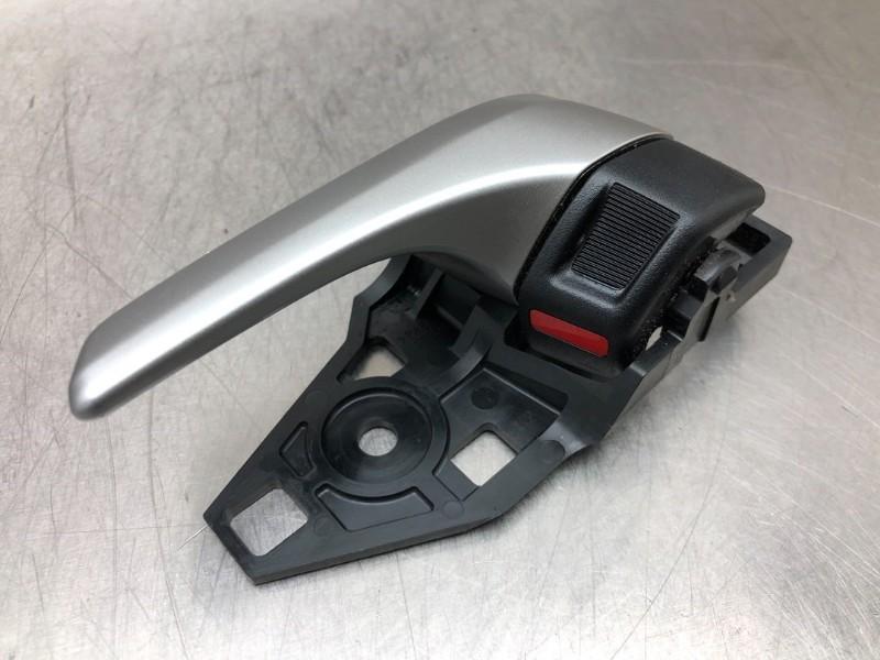 PORTIERGREEP BUITEN LINKS ACHTER Toyota Prius Plus (ZVW4), Gebruikt, Achter, Toyota