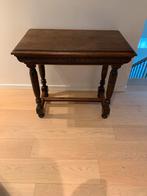 Belle table ancienne avec glissière avant, Enlèvement