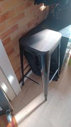 Tabouret de bar en métal, 1 tabouret, Enlèvement, Utilisé, Bois