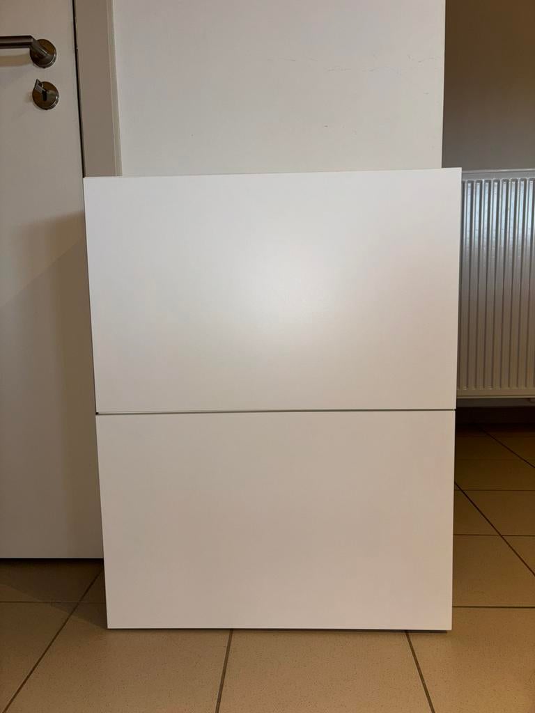 Besta kastje, Ophalen, Zo goed als nieuw