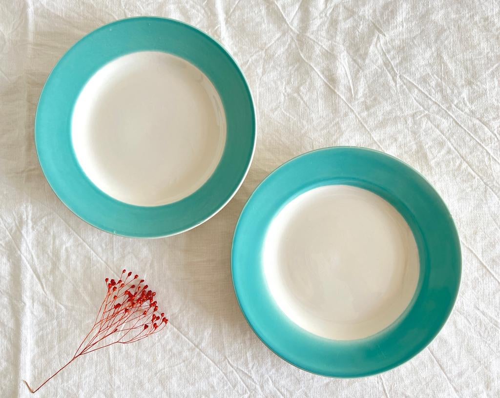 Lot de 2 assiettes à dessert à bord bleu Boch, Enlèvement ou Envoi