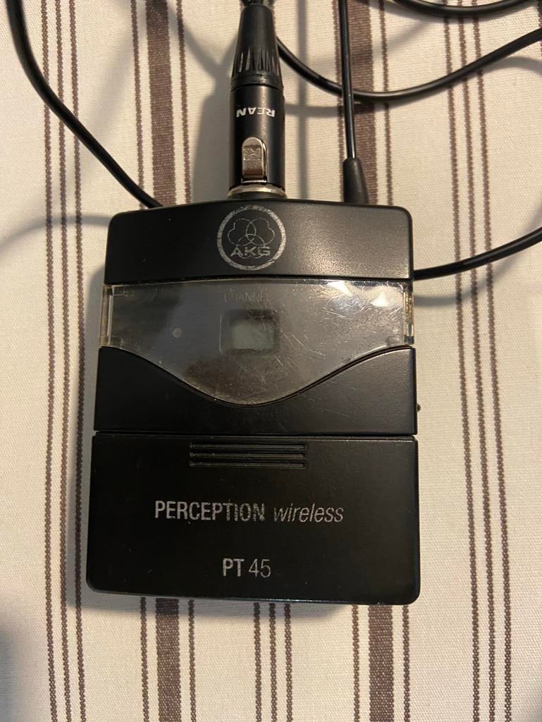 Akg haedset microfoon, Musique & Instruments, Microphones, Enlèvement, Comme neuf, Micro chant, Sans fil