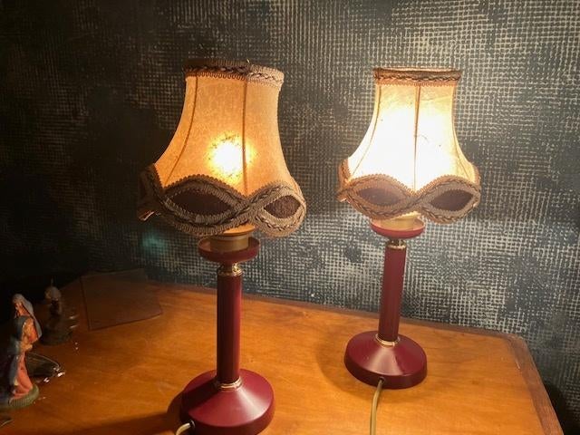 2 PETITES LAMPES DE TABLE, Rouge, Rond, Comme neuf, 25 à 50 cm