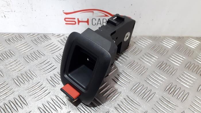 Serrure banquette arrière d'un Mercedes B-Klasse, 3 mois de garantie, Utilisé, -, -