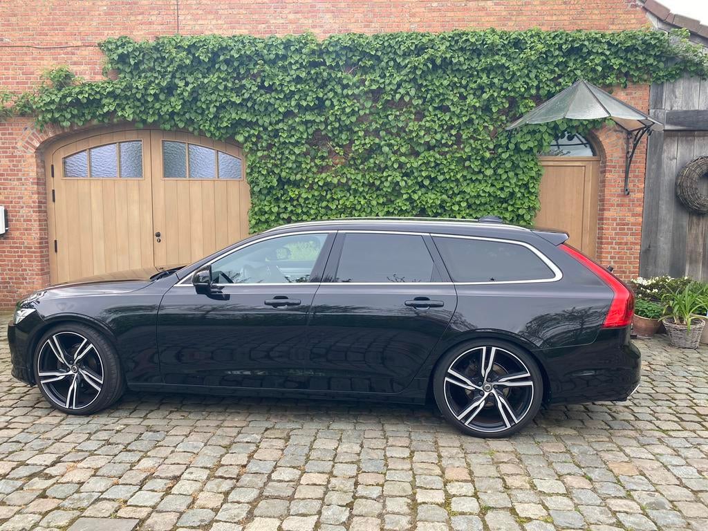 Volvo V90 R—design 142000km diesel, Auto's, Voorwielaandrijving, V90, Zwart, Leder