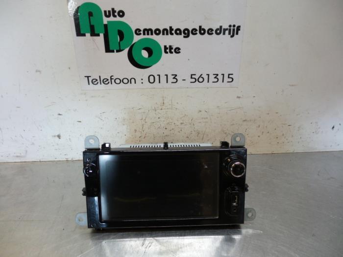Navigatie Systeem van een Renault Clio (Clio 4 12-), Auto-onderdelen, Elektronica en Kabels, Renault, Gebruikt, 3 maanden garantie