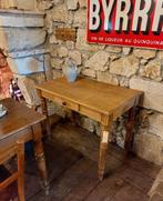 table de cuisine ancienne décorative avec tiroir, Enlèvement