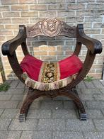 Fauteuil curule ancien en bois sculpté – style Renaissance, Enlèvement