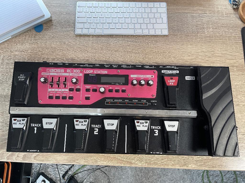 Boss RC 300 Loopstation, Musique & Instruments, Effets, Utilisé, Autres types, Enlèvement ou Envoi