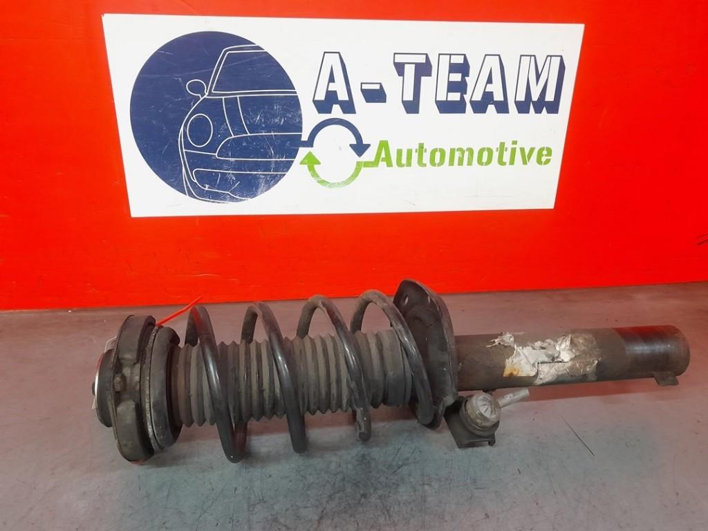 AMORTISSEUR OU ABSORBEUR DE CHOC AVANT DROIT Golf V (1K1), Autos : Pièces & Accessoires, Suspension & Châssis, Volkswagen, Utilisé