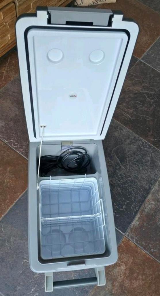 Indel B TB41 A compressor auto camper boot koelbox 12v 220v, Ophalen of Verzenden