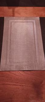 Lichtgrijze placemats, Ophalen, Zo goed als nieuw, Grijs