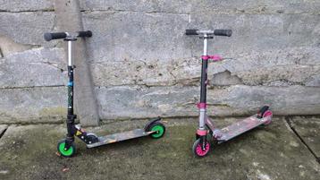 2 kinder steps beschikbaar voor biedingen