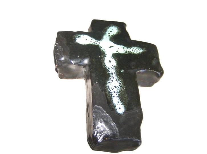 Keramisch modernistisch kruisbeeld van Piet Lemahieu, Antiek en Kunst, Antiek | Keramiek en Aardewerk, Ophalen of Verzenden