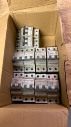 Zekeringsautomaat 2polig 16A, Doe-het-zelf en Bouw, Ophalen, Gebruikt