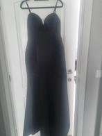 Zwarte avondjurk maat 40/42 met sleep, Kleding | Dames, Gelegenheidskleding, Ophalen of Verzenden, Zo goed als nieuw, Maat 38/40 (M)