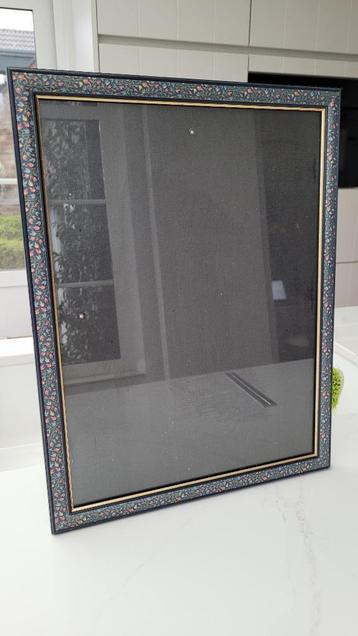 GROTE FOTOLIJST beschikbaar voor biedingen