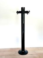 Porte manteau "Planta" par Giancarlo Piretti pour Castelli, Maison & Meubles, Synthétique, Utilisé, Portemanteau sur pied, 150 à 200 cm