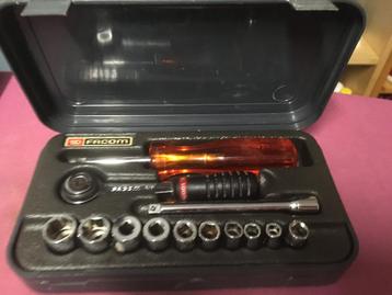 Coffret FACOM de douilles à cliquet beschikbaar voor biedingen