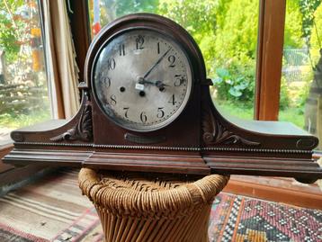Junghans Westminster schouwklok beschikbaar voor biedingen