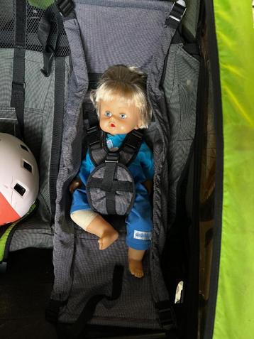 Croozer baby hangmat en peuterzitje beschikbaar voor biedingen