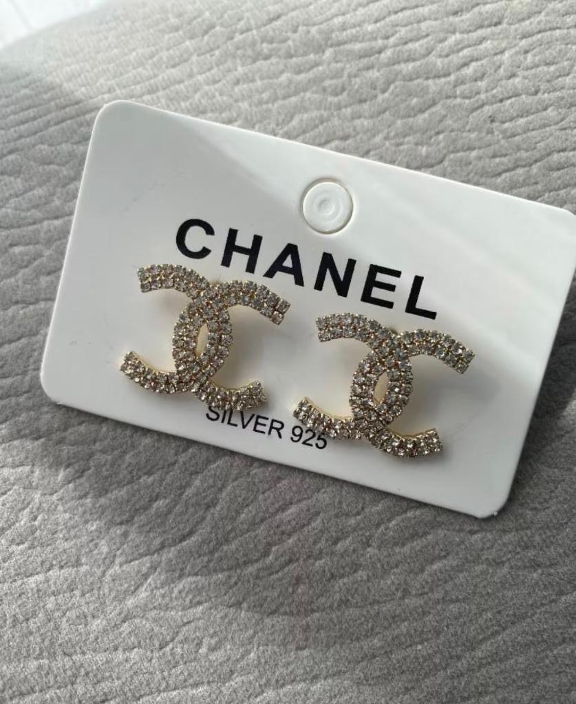 Chanel oorbellen Zilver 925, Handtassen en Accessoires, Oorbellen, Nieuw, Ophalen of Verzenden, Knopjes of Stekers, Zilver