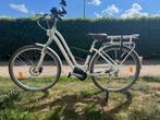 Vélo électrique Elops 920 blanc, Ophalen, Zo goed als nieuw, 50 km per accu of meer, Overige merken