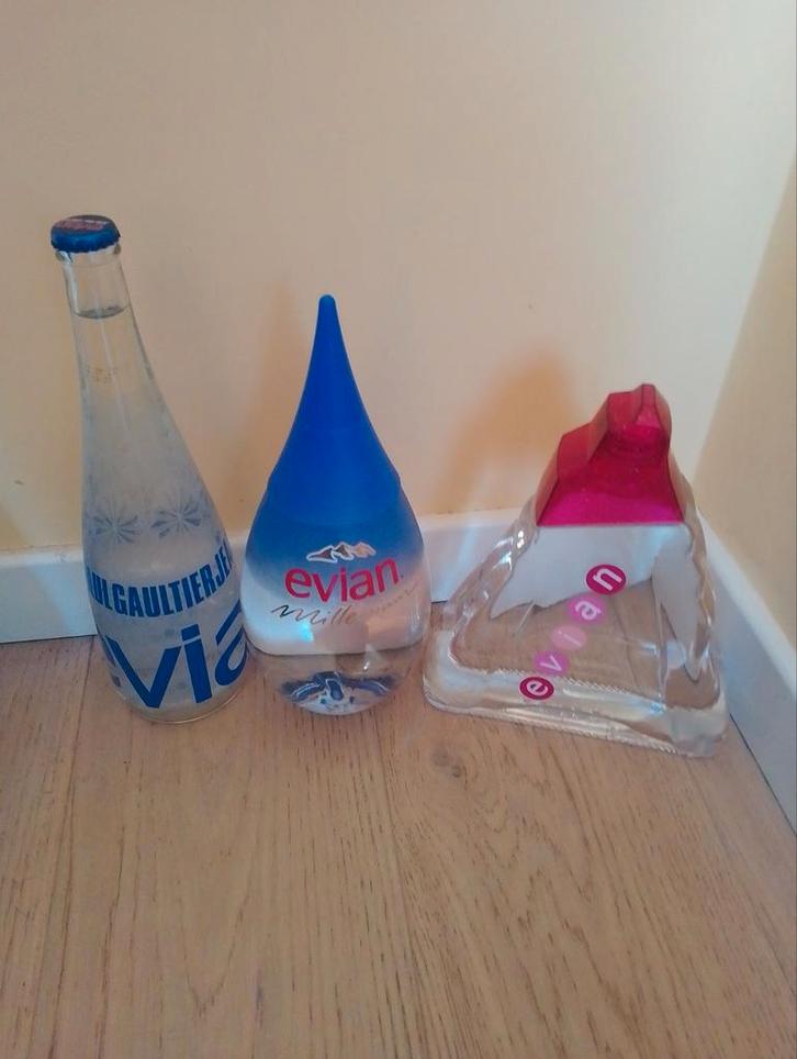 Evian ongeopende waterflessen milinium - Jean-Paul Gauthier, Verzamelen, Merken en Reclamevoorwerpen, Ophalen of Verzenden