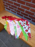 Vrolijke, stoffen feestvlaggetjes., Ophalen, Gebruikt