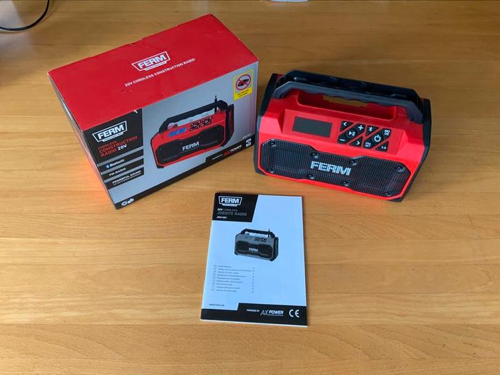SET = Bouwradio + Cirkelzaag X 2 + batterij (Volledig nieuw), Doe-het-zelf en Bouw, Gereedschap | Handgereedschap, Nieuw, Ophalen of Verzenden