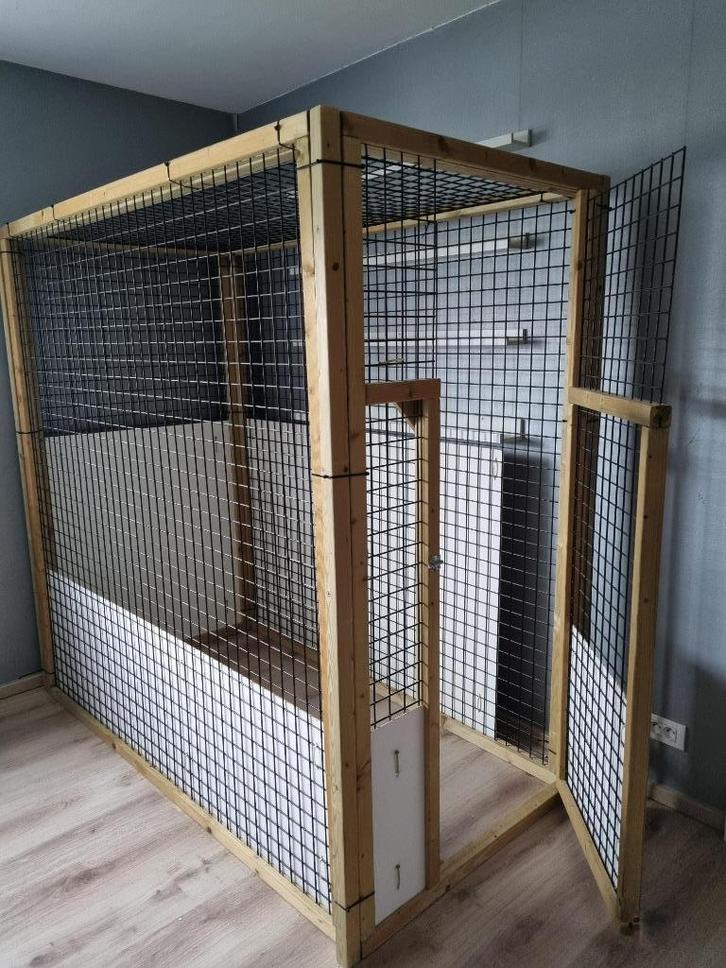 grote dierenkooi voor binnen/buiten, Dieren en Toebehoren, Katten-accessoires, Zo goed als nieuw, Ophalen