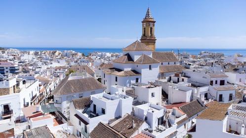 Belle maison de ville dans le centre historique d'Estepona, Immo, Étranger, Espagne, Maison d'habitation, Ville