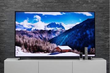 Panasonic 65DX900 4K HDR Pro disponible aux enchères