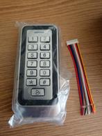 2 gloednieuwe vandaal en waterbestendige toegangsklavieren., Ophalen of Verzenden, Zo goed als nieuw