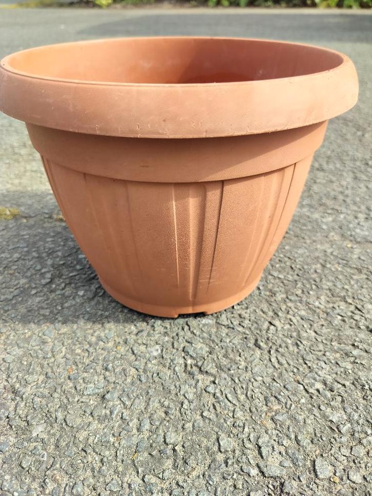 Bloempot diameter 25 cm, Jardin & Terrasse, Pots de fleurs, Utilisé, Synthétique, Intérieur, Balcon, Jardin, Moins de 40 cm, 25 à 40 cm