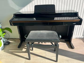 Medeli digital piano met stoel, Enlèvement, Comme neuf, Piano