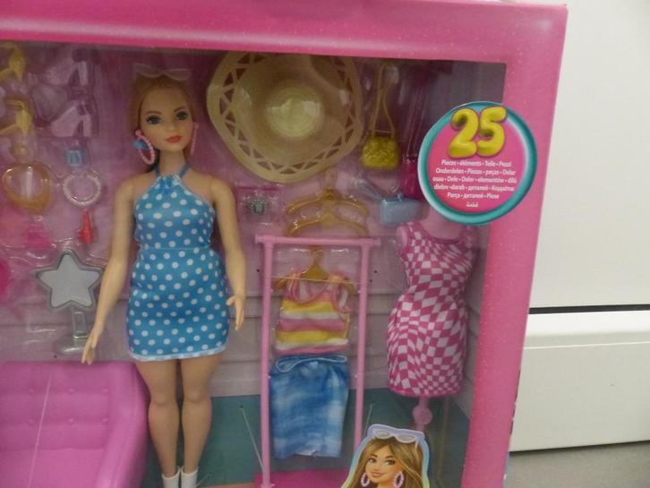 Barbie pop met mode accessoires - nieuw, Kinderen en Baby's, Speelgoed | Poppen, Nieuw, Barbie, Ophalen of Verzenden