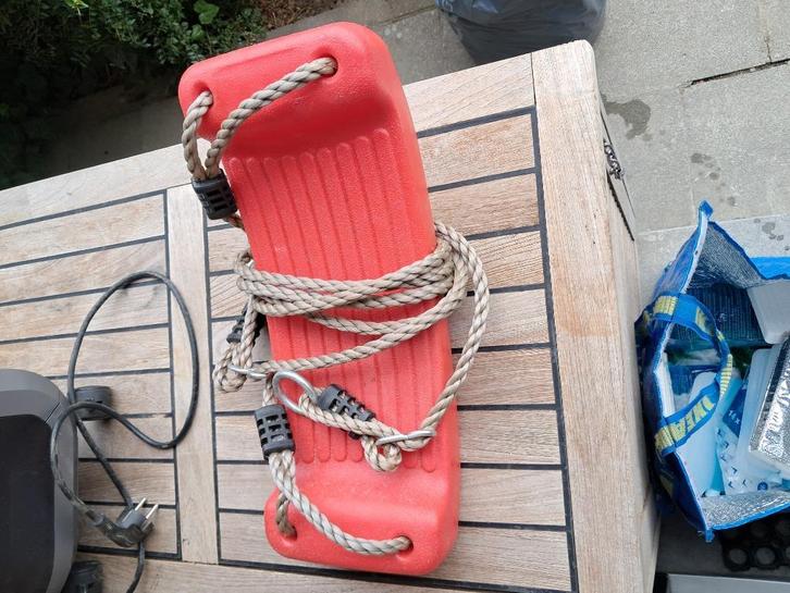 rood kunststof schommelzitje, Kinderen en Baby's, Speelgoed | Buiten | Speeltoestellen, Nieuw, Schommel, Ophalen