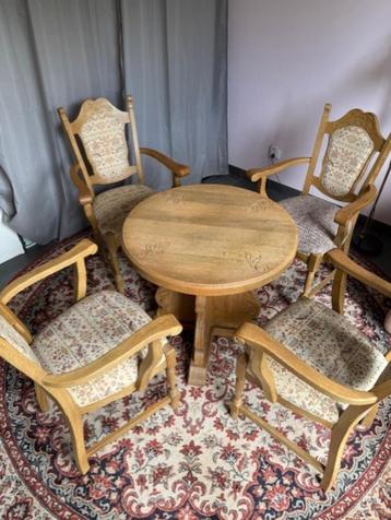 table ronde en chêne massif, Maison & Meubles, Tables | Tables à manger, Quatre personnes, Rond, 50 à 100 cm, Comme neuf