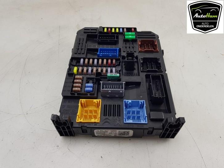 BOITIER FUSIBLES Berlingo (|9845141280|1681050580|), Autos : Pièces & Accessoires, Électronique & Câbles, Citroën, Utilisé