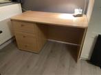 Beau bureau solide à trois tiroirs, Ophalen, Zo goed als nieuw, Bureau