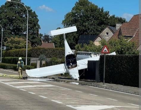 Gezocht leeg casco van vliegtuig ,helicopter of zweefvlieger, Verzamelen, Luchtvaart en Vliegtuigspotten, Gebruikt, Ophalen