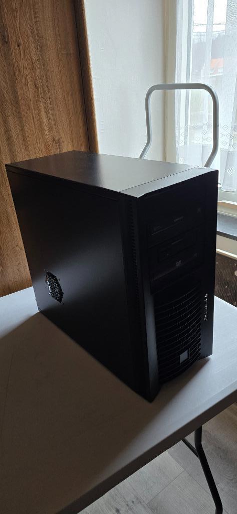 Pentium 4 PC-toren, Computers en Software, Desktop Pc's, Zo goed als nieuw, 2 tot 3 Ghz, HDD, Minder dan 4 GB, Met videokaart