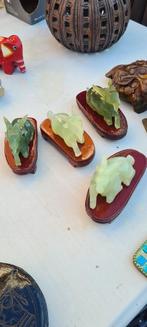 Décoration figurine jade. Bouc + socle, Enlèvement